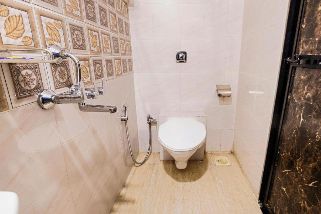 Hotel Embassy Grand Near Us Embassy Bkc ムンバイ エクステリア 写真